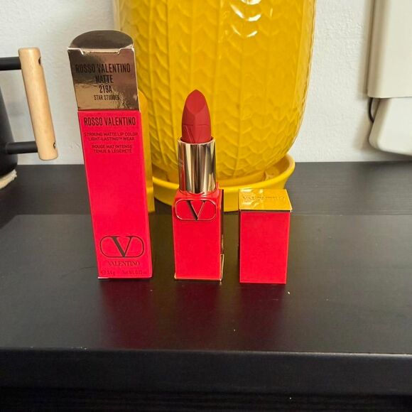 Valentino Other - Valentino striking matte lipstick- 219A star studded - full size NIB